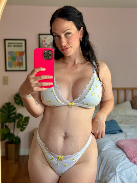 Foto di nudo di fuga di OnlyFans di Amanda Wilde