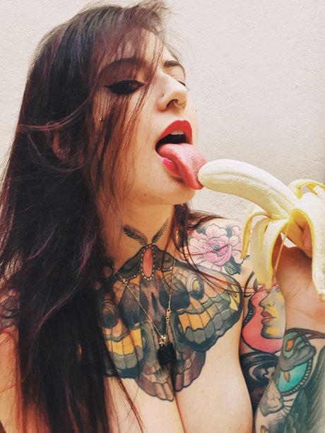 Foto di nudo di fuga di OnlyFans di Aline Olavy