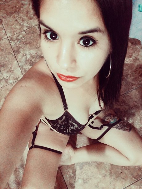 Foto di nudo di fuga di OnlyFans di Amberxxx 