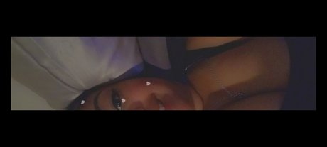 Foto di nudo di fuga di OnlyFans di Malia 