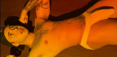 Foto di nudo di fuga di OnlyFans di Northem
