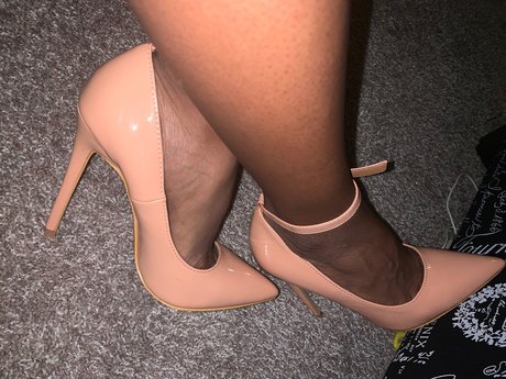 Foto di nudo di fuga di OnlyFans di Norah