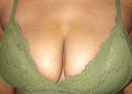 Foto di nudo di fuga di OnlyFans di Noel Raine