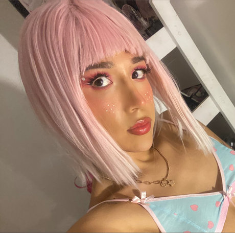 Foto di nudo di fuga di OnlyFans di Alexxxis 