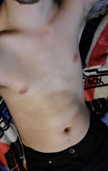 Foto di nudo di fuga di OnlyFans di Alex Roding