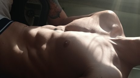 Foto di nudo di fuga di OnlyFans di Alex Wispord