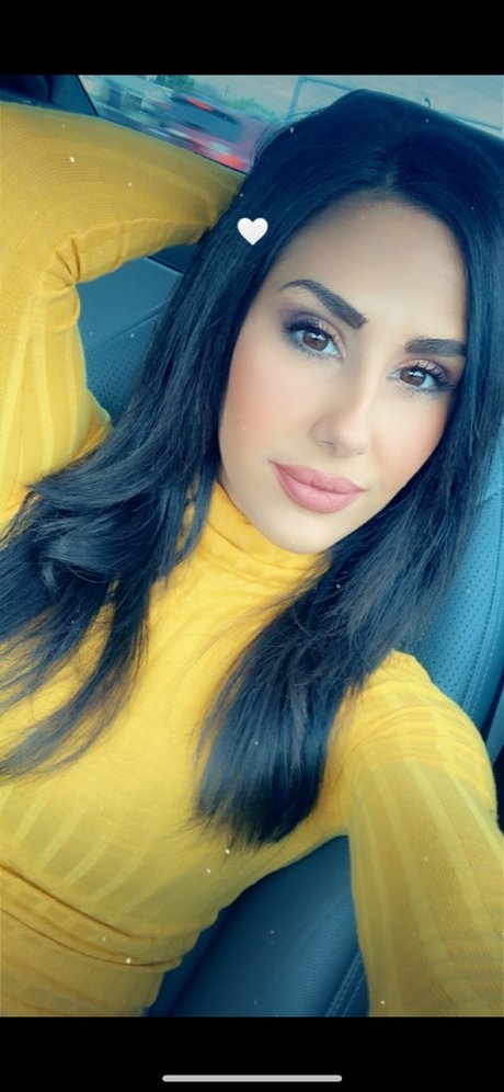 Foto di nudo di fuga di OnlyFans di Amanda Dinardo