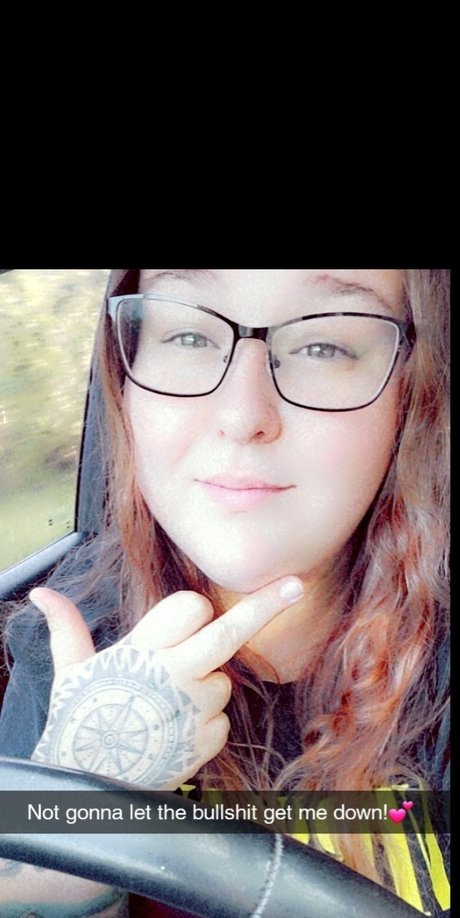 Foto di nudo di fuga di OnlyFans di Babygirl679