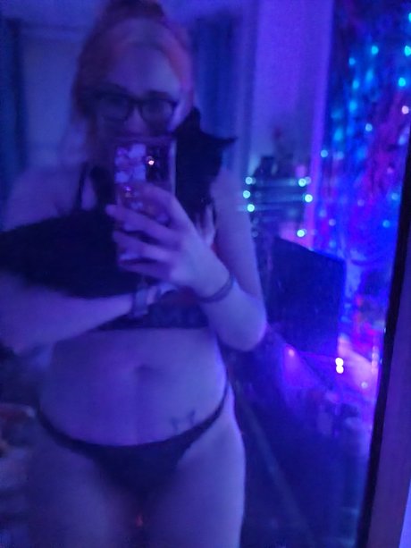 Foto di nudo di fuga di OnlyFans di Baby Amy 