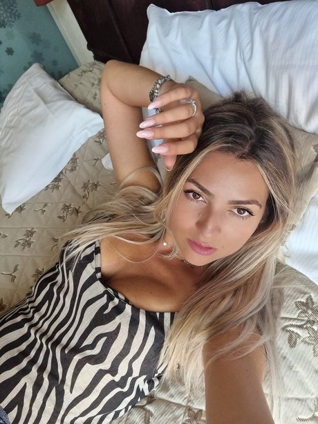 Foto di nudo di fuga di OnlyFans di Giorgyada