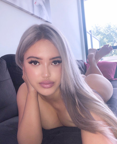 Foto di nudo di fuga di OnlyFans di All About Ariella 