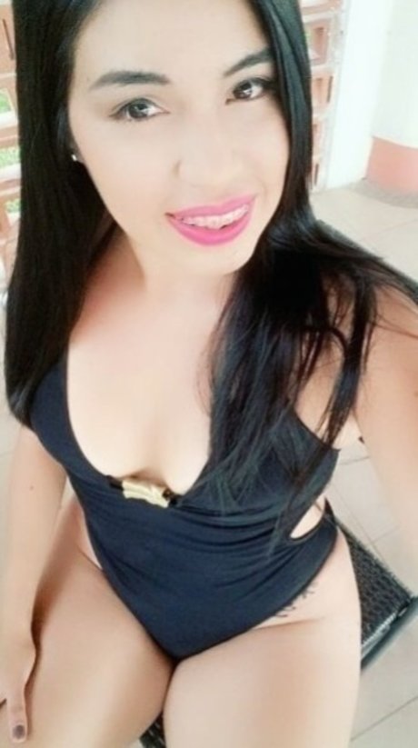 Foto di nudo di fuga di OnlyFans di Adictiva Mj