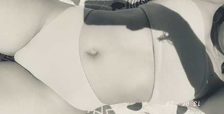 Foto di nudo di fuga di OnlyFans di Alexandria