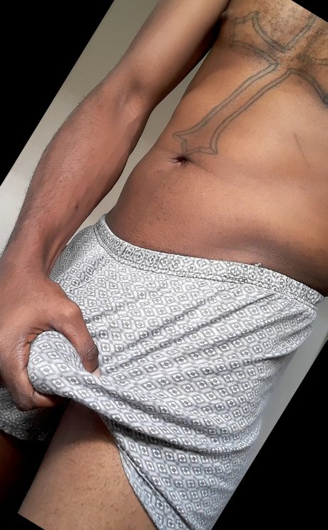 Foto di nudo di fuga di OnlyFans di Nuttbuddieloadout