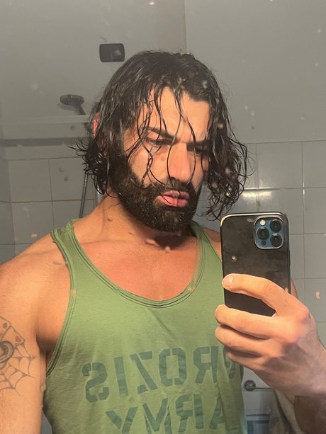 Foto di nudo di fuga di OnlyFans di Alessandro Maria Bosio