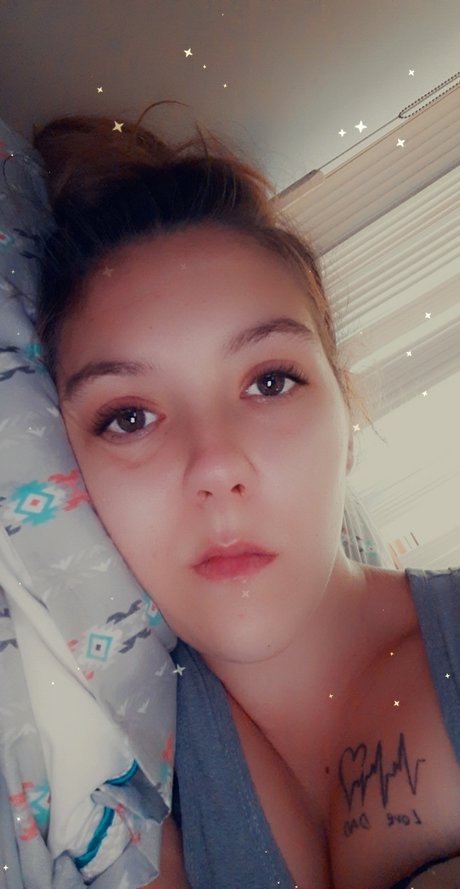 Foto di nudo di fuga di OnlyFans di Tay