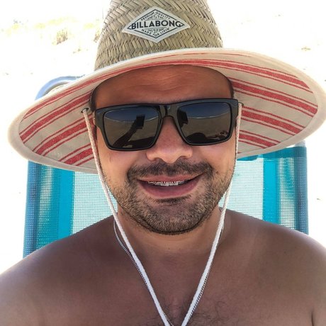Foto di nudo di fuga di OnlyFans di Almostbear