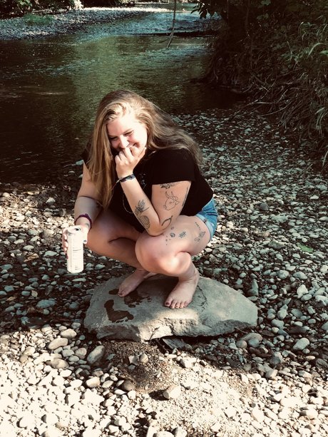 Foto di nudo di fuga di OnlyFans di Alyssa