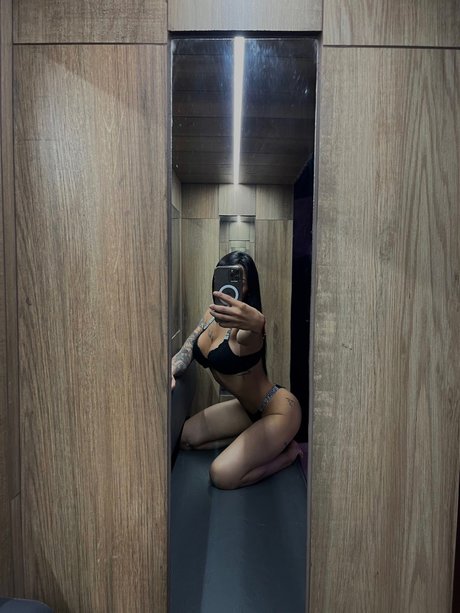Foto di nudo di fuga di OnlyFans di Agustina Cubas