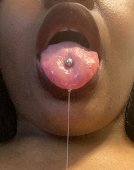 Foto di nudo di fuga di OnlyFans di Ohhoneychild