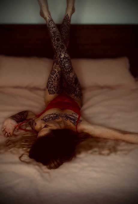 Foto di nudo di fuga di OnlyFans di Amy