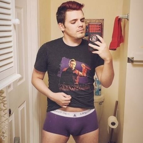 Foto di nudo di fuga di OnlyFans di Matt