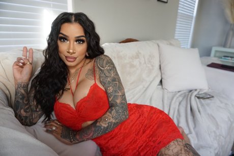 Foto di nudo di fuga di OnlyFans di Mimi Perez