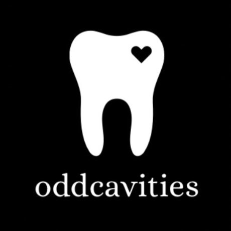 Foto di nudo di fuga di OnlyFans di Odd Cavities Public