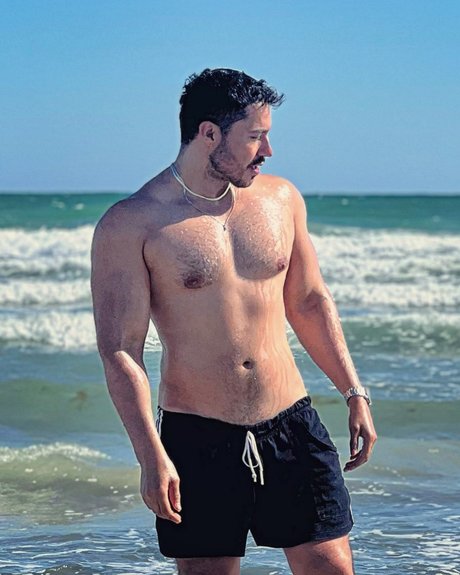 Foto di nudo di fuga di OnlyFans di Alejandro Miramontes