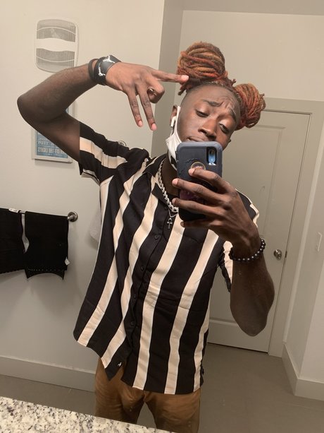 Foto di nudo di fuga di OnlyFans di Blotto94fans