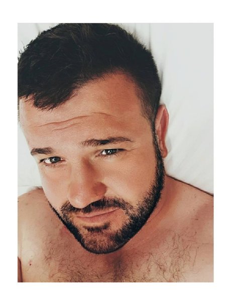 Foto di nudo di fuga di OnlyFans di Mrherak