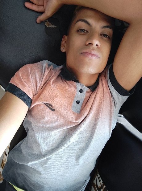 Foto di nudo di fuga di OnlyFans di Ander