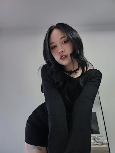 Foto di nudo di fuga di OnlyFans di Babylilaaaa