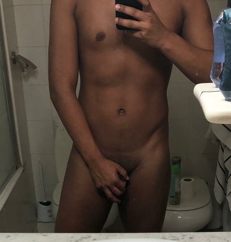 Foto di nudo di fuga di OnlyFans di Alfredo Rojas