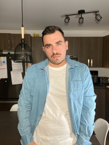 Foto di nudo di fuga di OnlyFans di Onlyqueb
