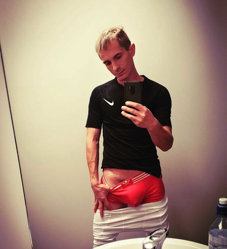 Foto di nudo di fuga di OnlyFans di Onlymegayhot