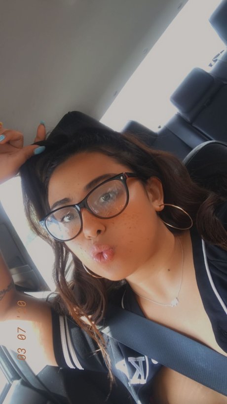 Foto di nudo di fuga di OnlyFans di Your Online Girlfriend