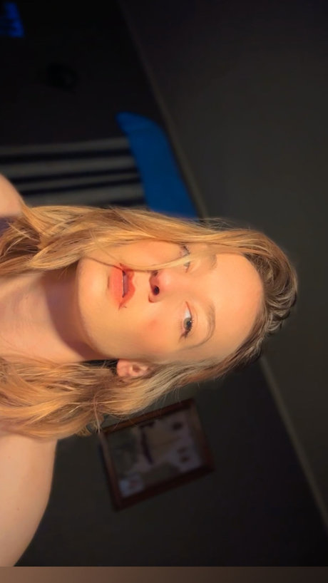 Foto di nudo di fuga di OnlyFans di Obycf