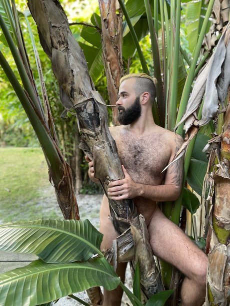 Foto di nudo di fuga di OnlyFans di Abe Monroe