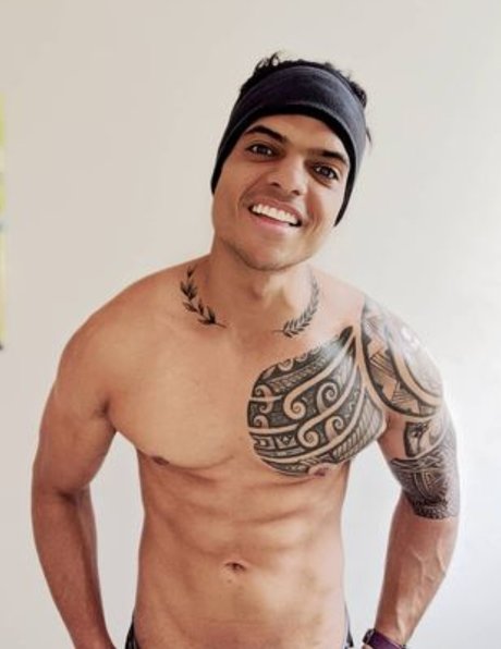 Foto di nudo di fuga di OnlyFans di Gamal