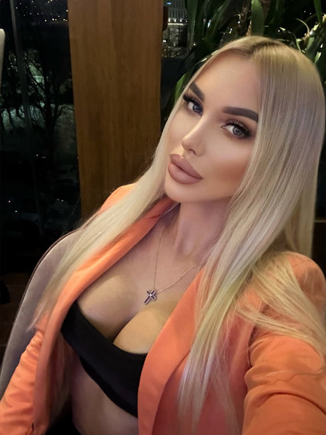 Foto di nudo di fuga di OnlyFans di Sophie Adams