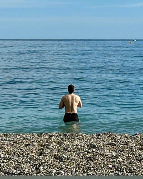 Foto di nudo di fuga di OnlyFans di Adam