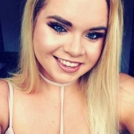 Foto di nudo di fuga di OnlyFans di Livvyar
