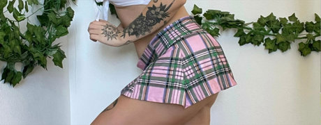 Foto di nudo di fuga di OnlyFans di Olivia Cara