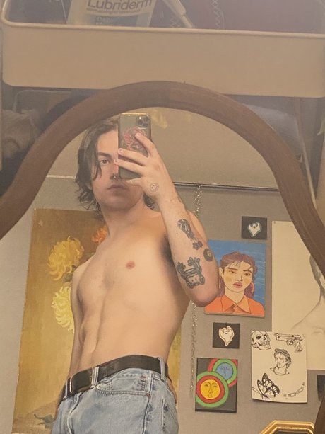 Foto di nudo di fuga di OnlyFans di Oliver Quinn