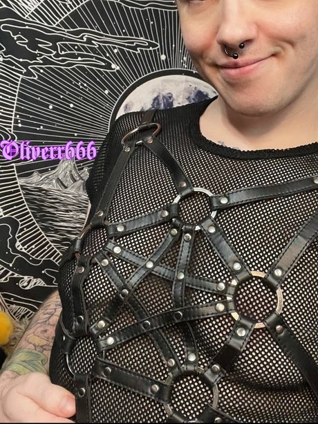 Foto di nudo di fuga di OnlyFans di Oliverr  Free