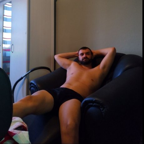 Foto di nudo di fuga di OnlyFans di Flo