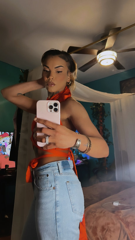 Foto di nudo di fuga di OnlyFans di Christine