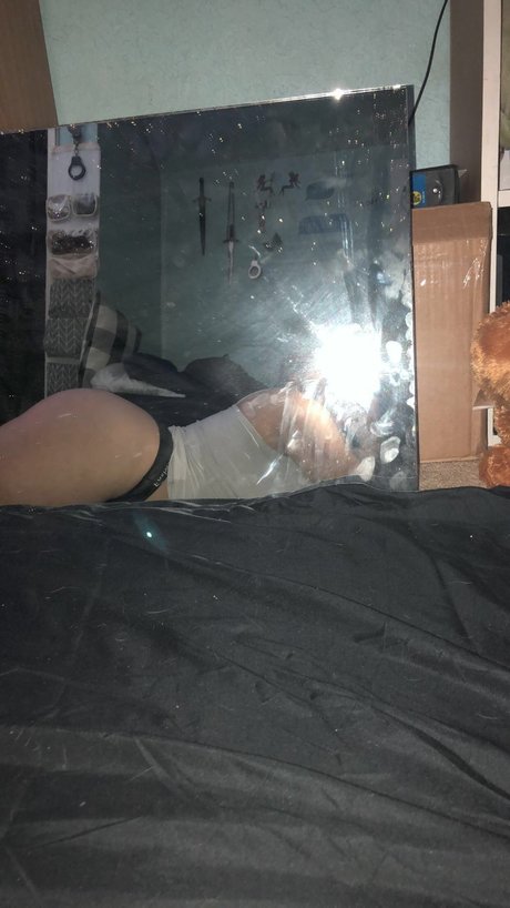 Foto di nudo di fuga di OnlyFans di Rae