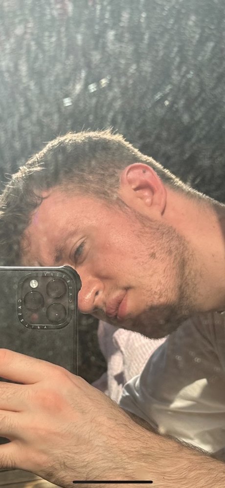 Foto di nudo di fuga di OnlyFans di Paddy